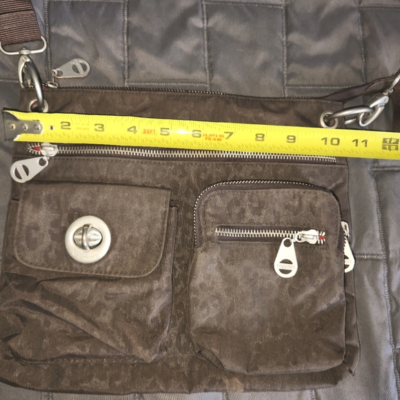 Baggallini crossbody bag - Picture 3 of 10